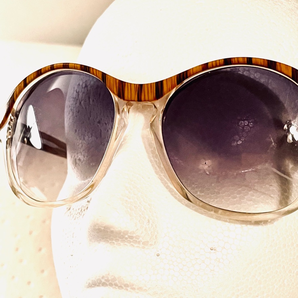 Great Estate Find Vintage Sunglasses Wood-Look Frames